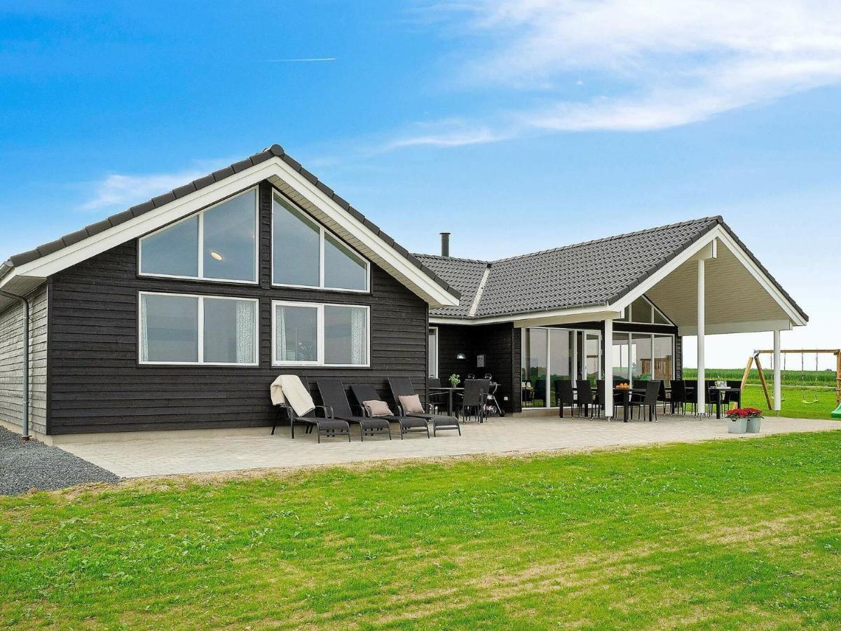 18 Person Holiday Home In Богенсе Экстерьер фото