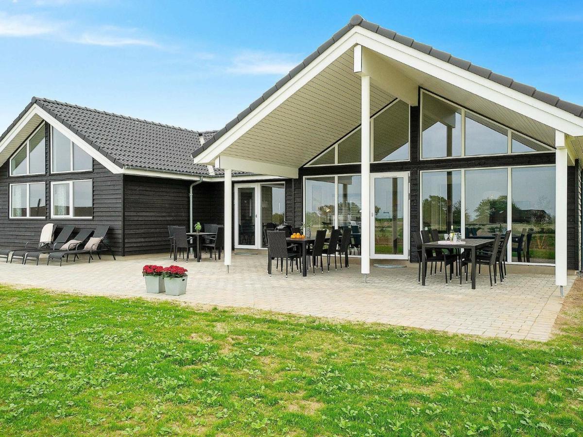 18 Person Holiday Home In Богенсе Экстерьер фото